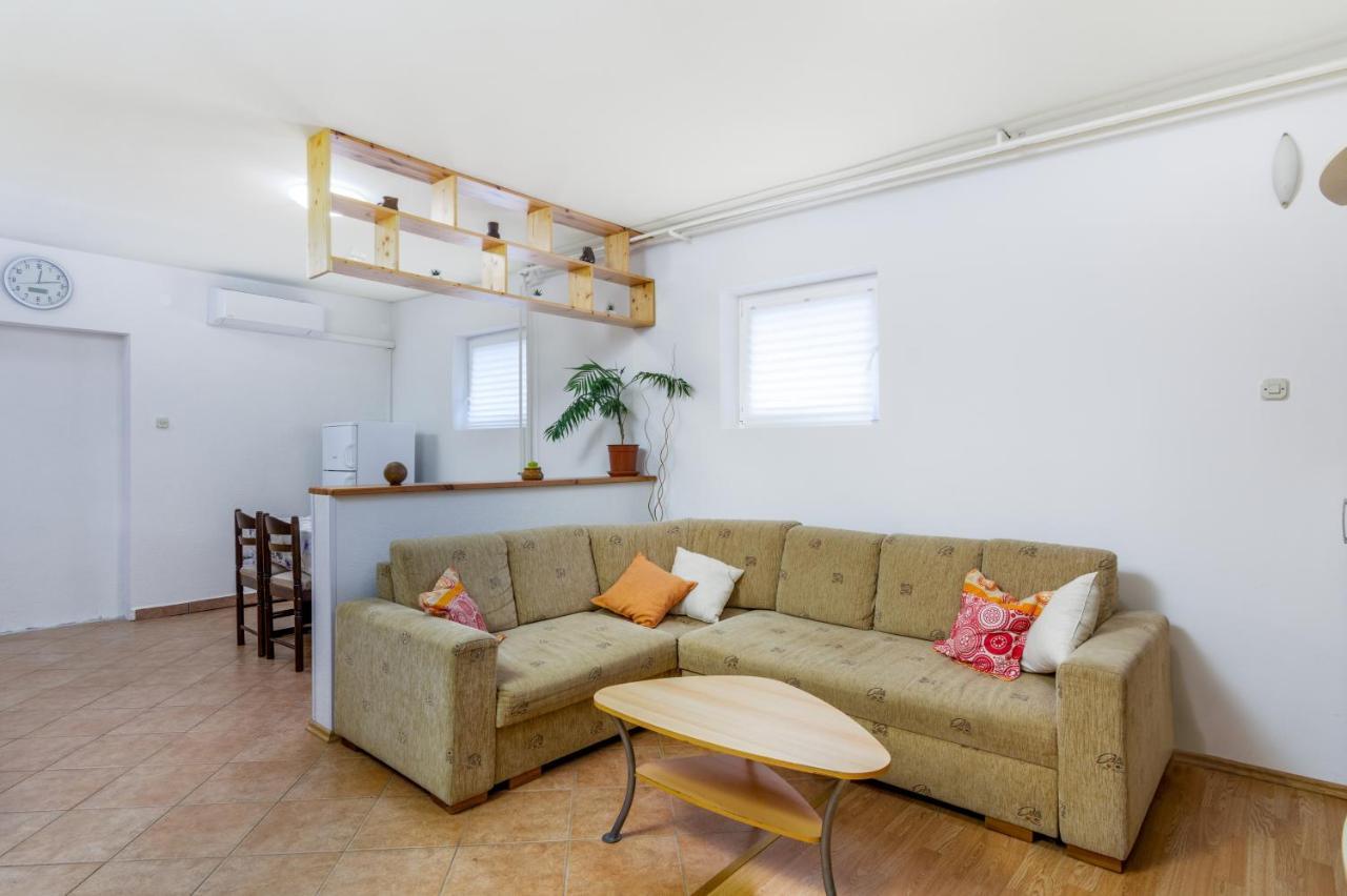 Apartment Buzet 17562A Zewnętrze zdjęcie